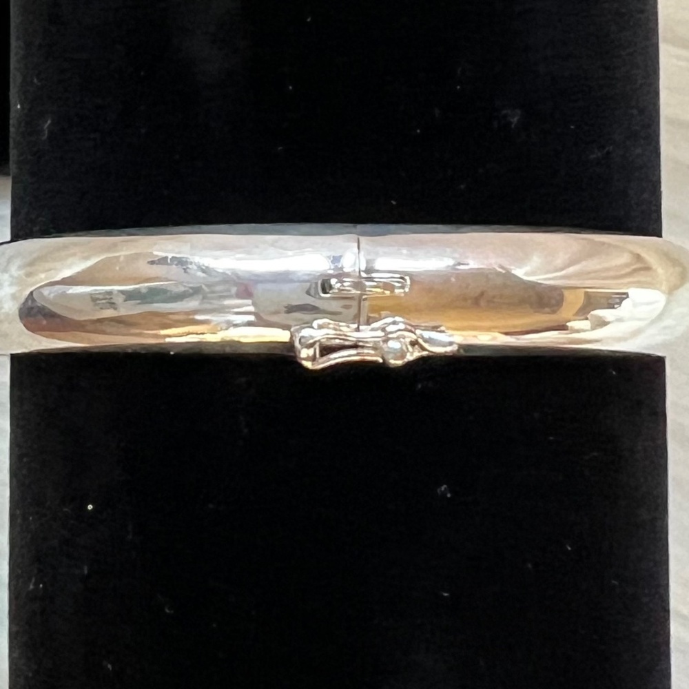 925 Sterling Silver Bangle - Picture 4 of 6